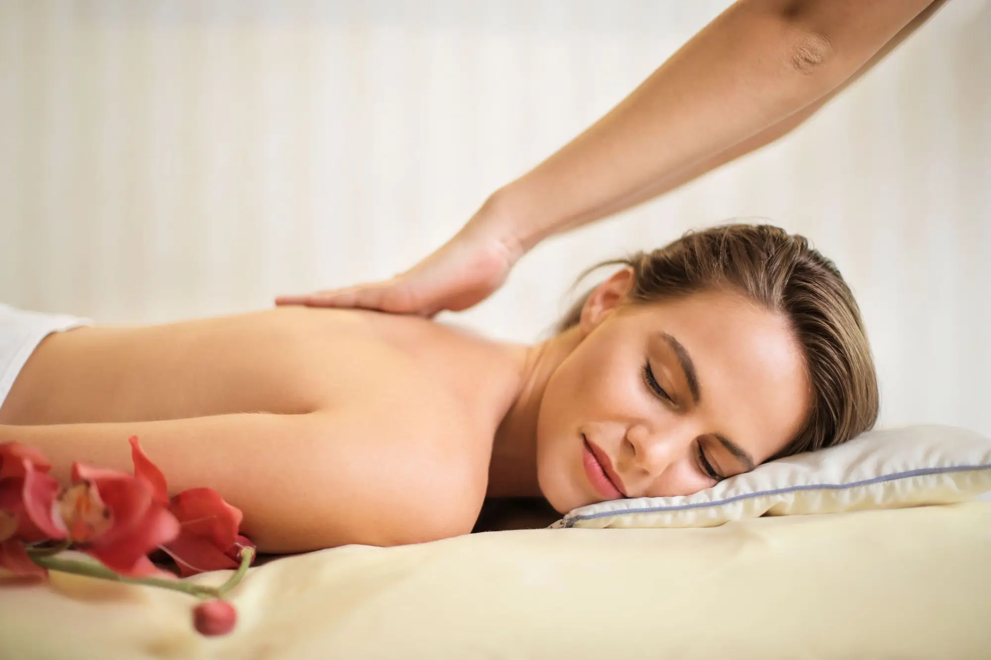 Calm treatment space at a Darren Rose acupuncture clinic in London